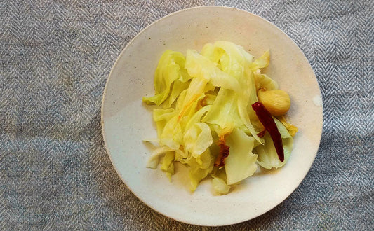 キャベツが主役のペペロンチーノ炒め