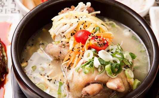 【 ダイエット 】 栄養満点、寒い冬にはサムゲタン