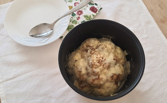 丸ごとカリフラワーのクリーミー蒸し焼き